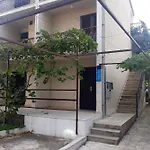 Apartman With Parking Space Supetar, Brac - 5653 Supetar